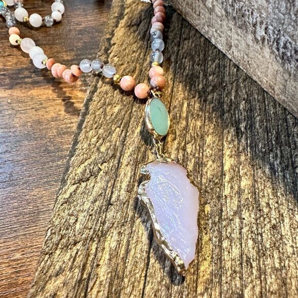 Handmade Boho Natural Stone Bead Necklace, Arrow Pendant Necklace, Gift Box - Picture 6 of 7